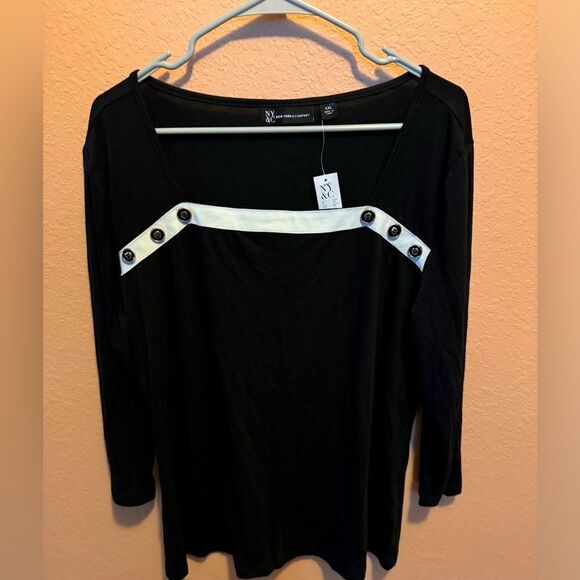 New York and company blouse - Picture 1 of 6